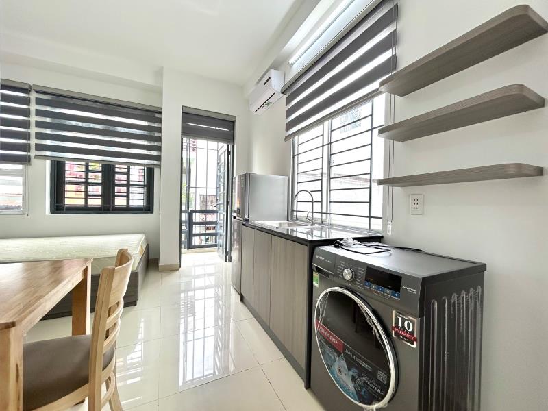 Phòng trọ phú nhuận, huỳnh văn bánh - studio ban công, máy giặt riêng