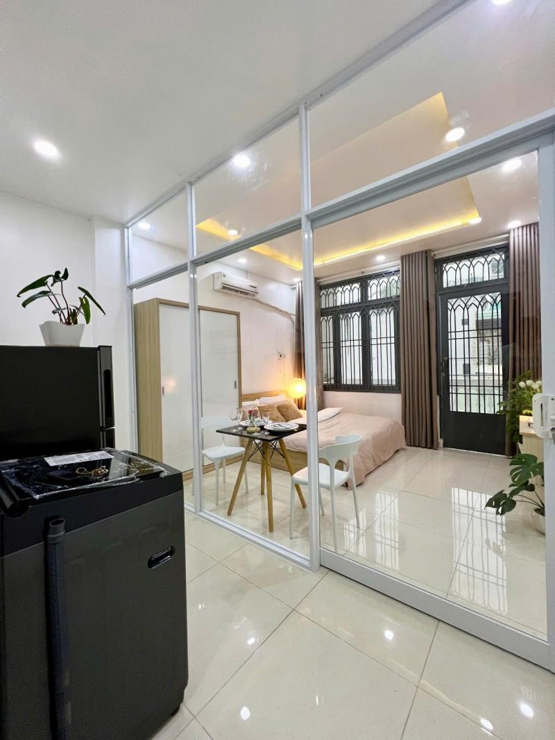 Cho thuê căn hộ 1pn- ban công quận 10 - Ảnh 1