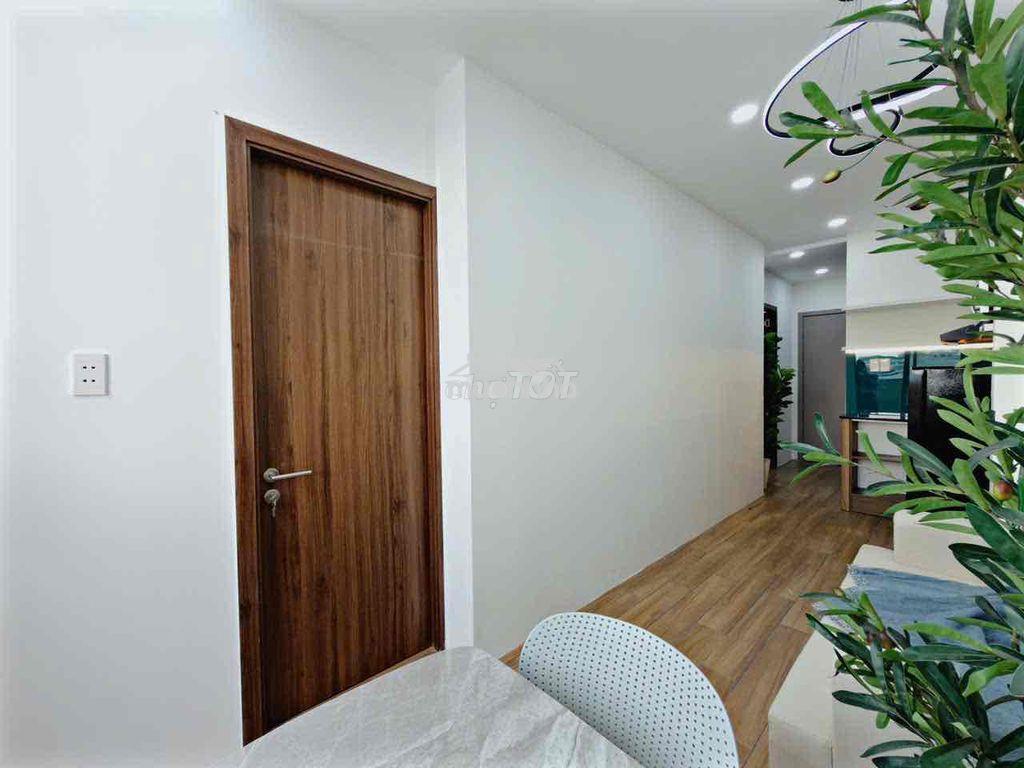 Cho thuê căn hộ 2 phòng ngủ full nội thất hiện đại tại lạc long quân - Ảnh 3