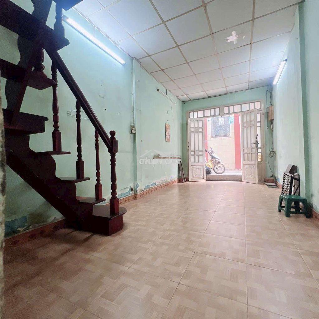 Nhà quận 4. khu dân cư hiện hữu. - Ảnh 3