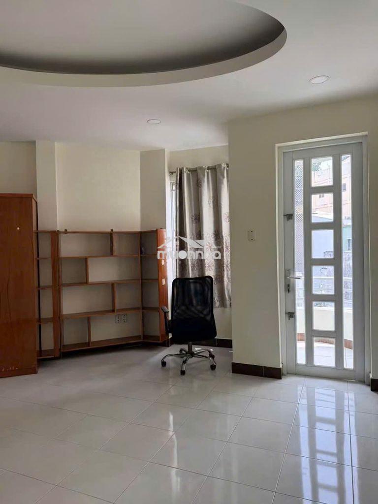 Nhà hẻm hòa hảo, q10. dt: 3.3x10m, 3 lầu, 3pn, 3wc. giá 12tr