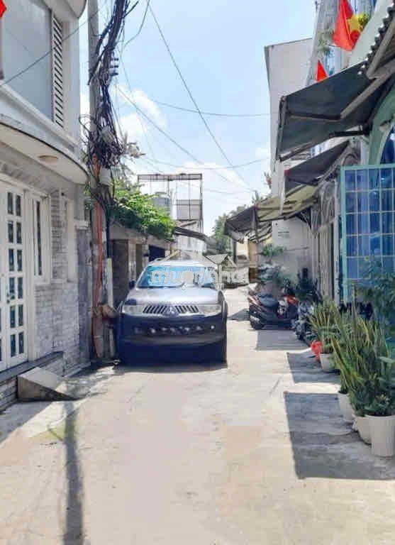 Nhà nguyên căn. hẻm xe hơi. nhắn zalo mình gửi video - Ảnh 2