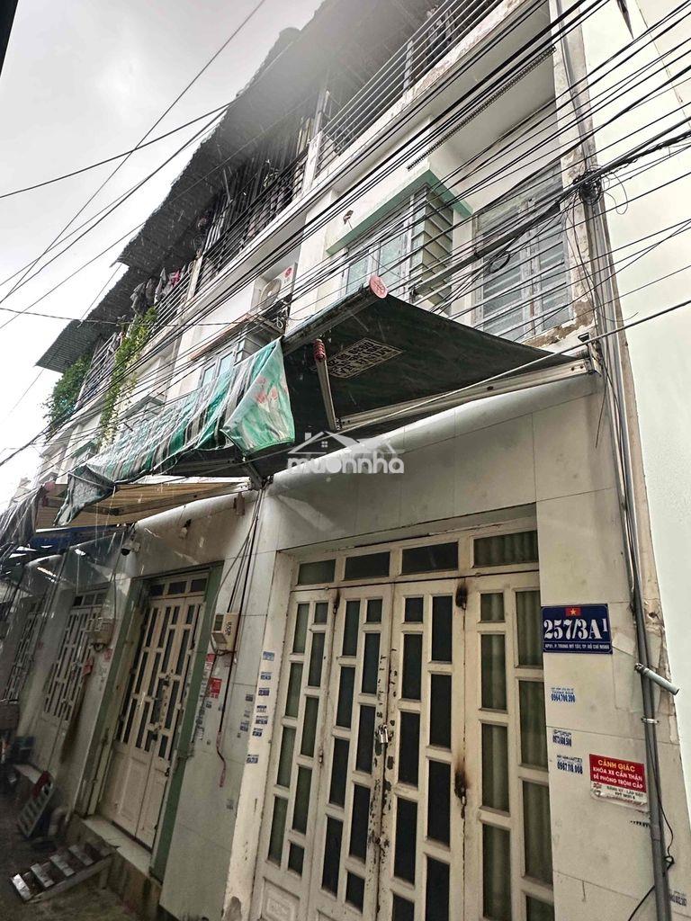 Bán nhà 2 lầu, hẻm xe ô tô, gần phần mềm quang trung, giáp gò vâp - Ảnh 4