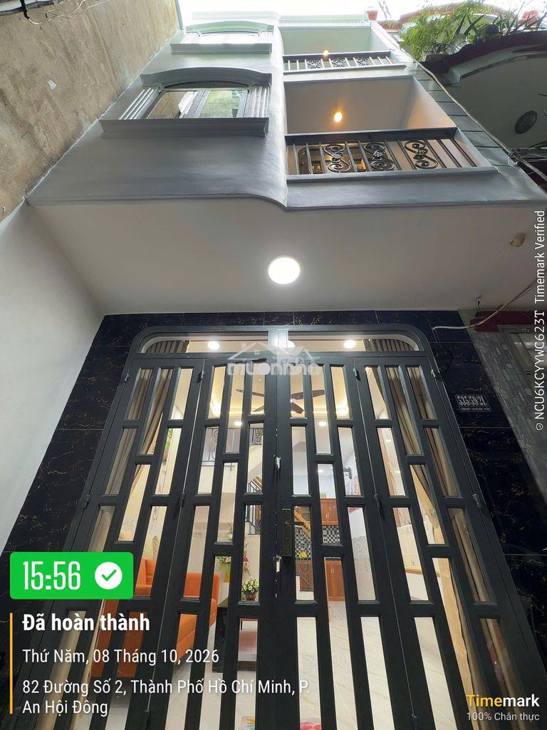 Nhà đẹp - vị trí đẹp - 4 phòng - chính chủ cần bán gấp
