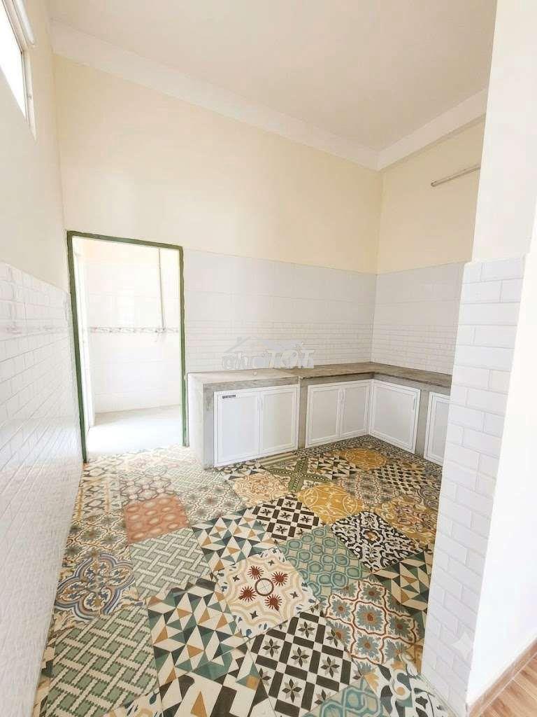 Nhà 2 tầng nguyên căn 110m2 giá rẻ - Ảnh 4