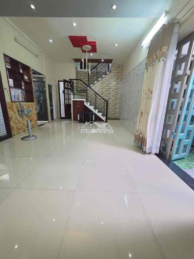 Nhà nguyên căn rộng. 2pn.3wc. nguyễn thượng hiền. p.5. b.thạnh