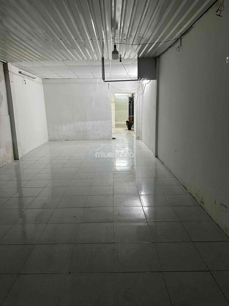 Nhà cho thuê dài 20m f6 q8
