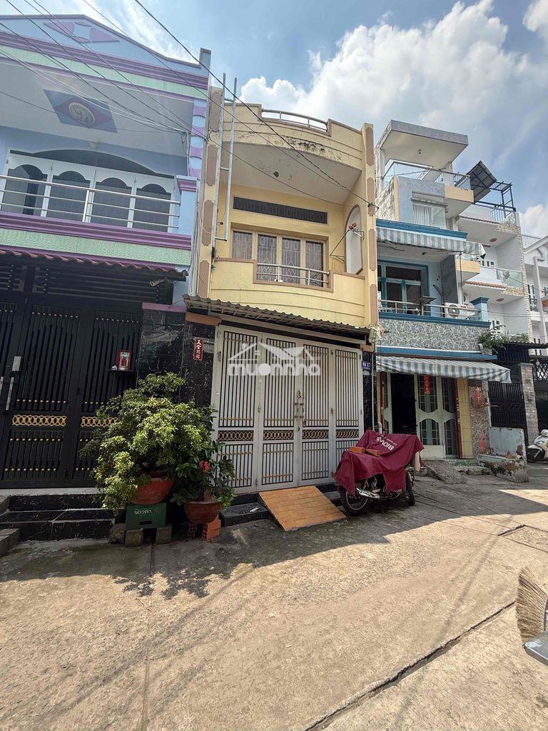 3,7x12 nhà có 1 lầu, hẻm 5m thông đường bình trị đông