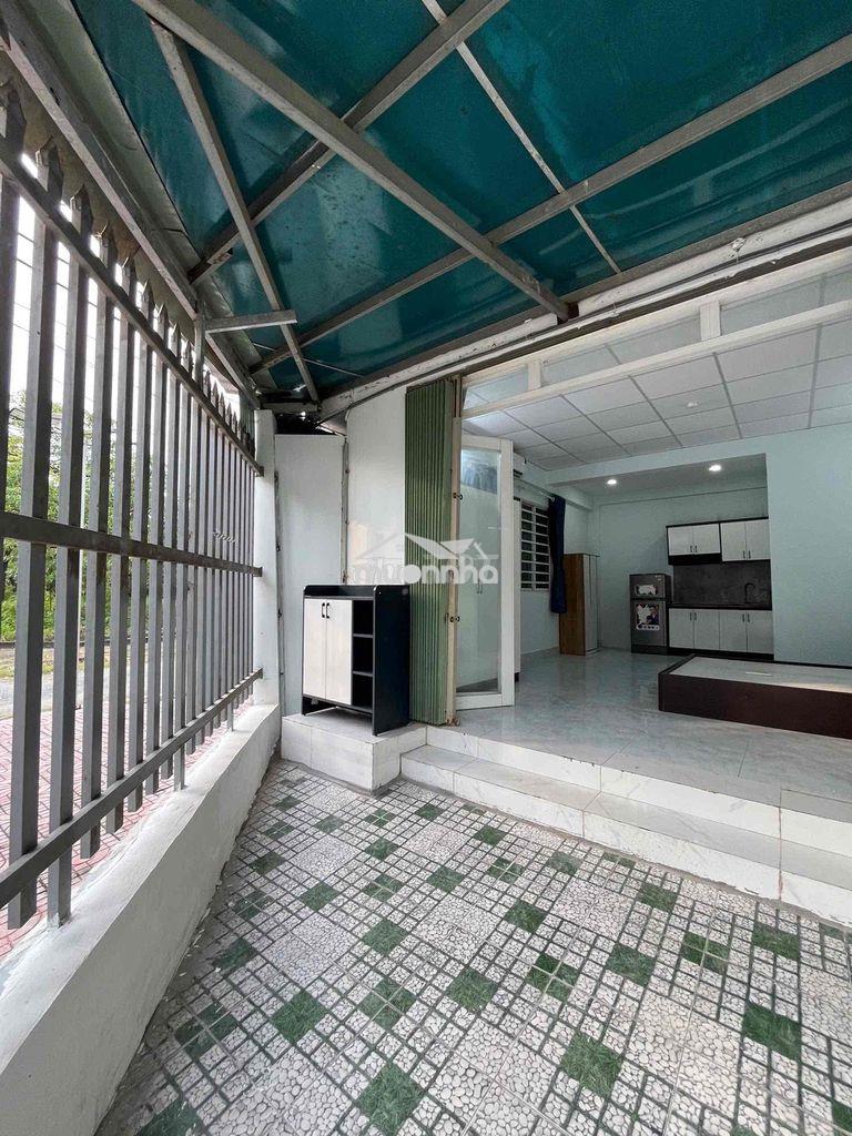 Nhà nguyên căn ngay q8 gần đh văn hiến, đh ueh cơ sở n