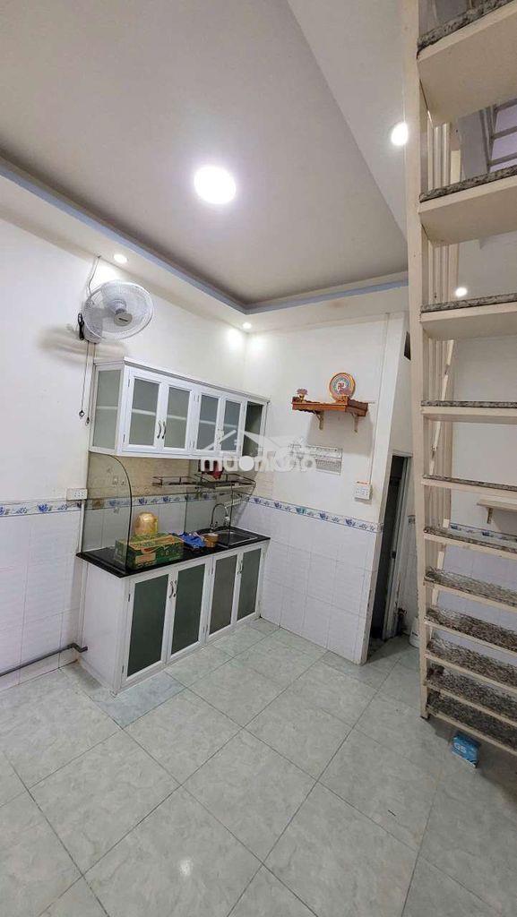Nhà nguyên căn q6 hẻm xe hơi tân hòa đông 26m2 có sẵn máy lạnh