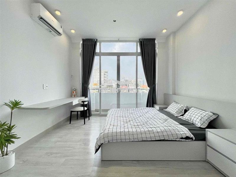 Căn hộ dịch vụ full nội thất ban công lớn võ thị sáu quận 3