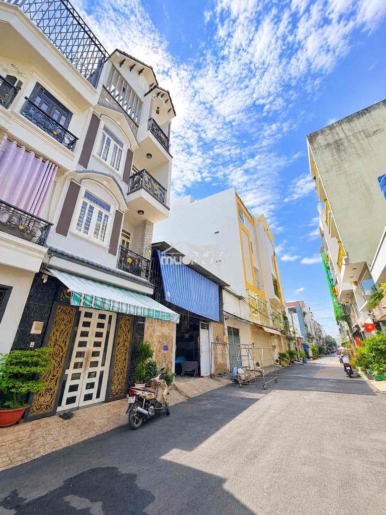 🏡 7.2 tỷ - 4 tầng, 5 pn, lê văn quới, hẻm ô tô 8m, vừa ở vừa làm  cty - Ảnh 2