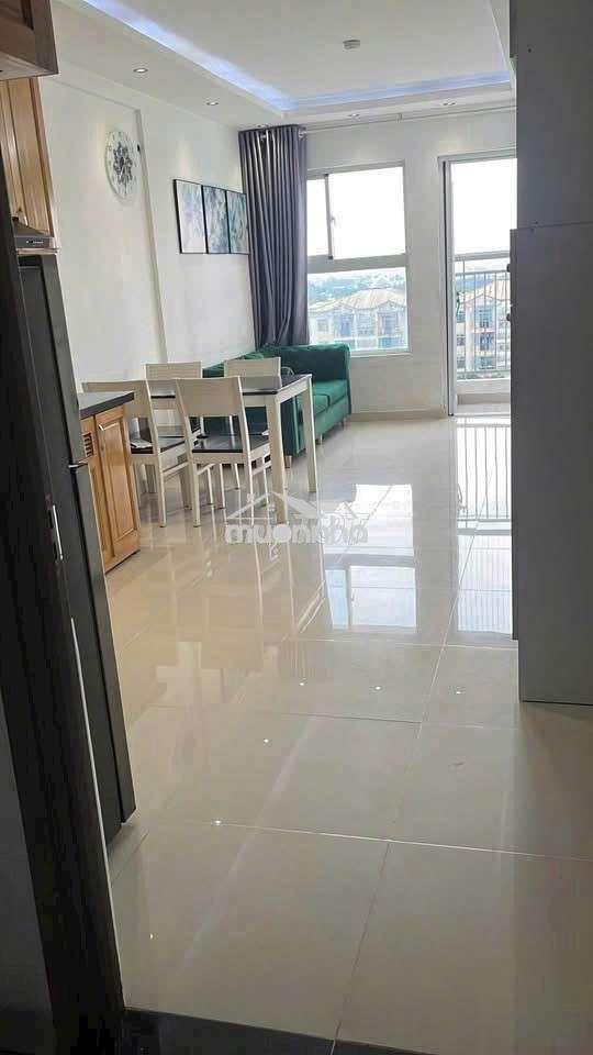 Cho thuê căn hộ hà đô 4x15 gồm 2pn 1wc có nội thất