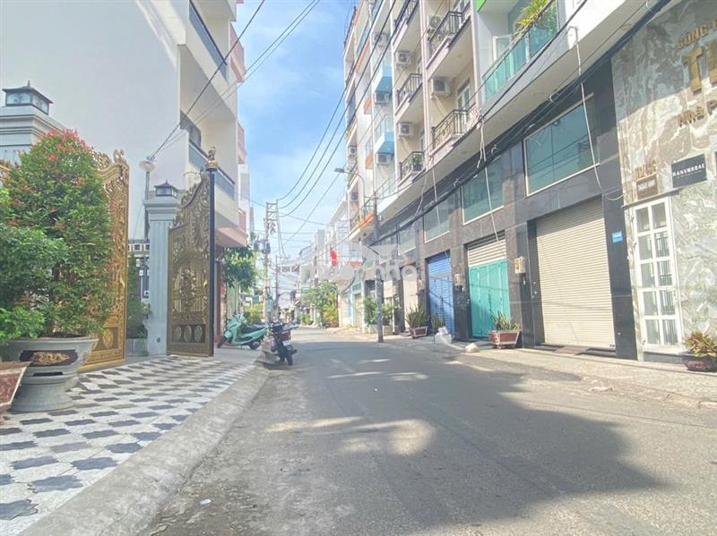 Nhà thuê 7.5x30m.cấp 4.hẻm 10m lũy bán bích.gía:22tr
