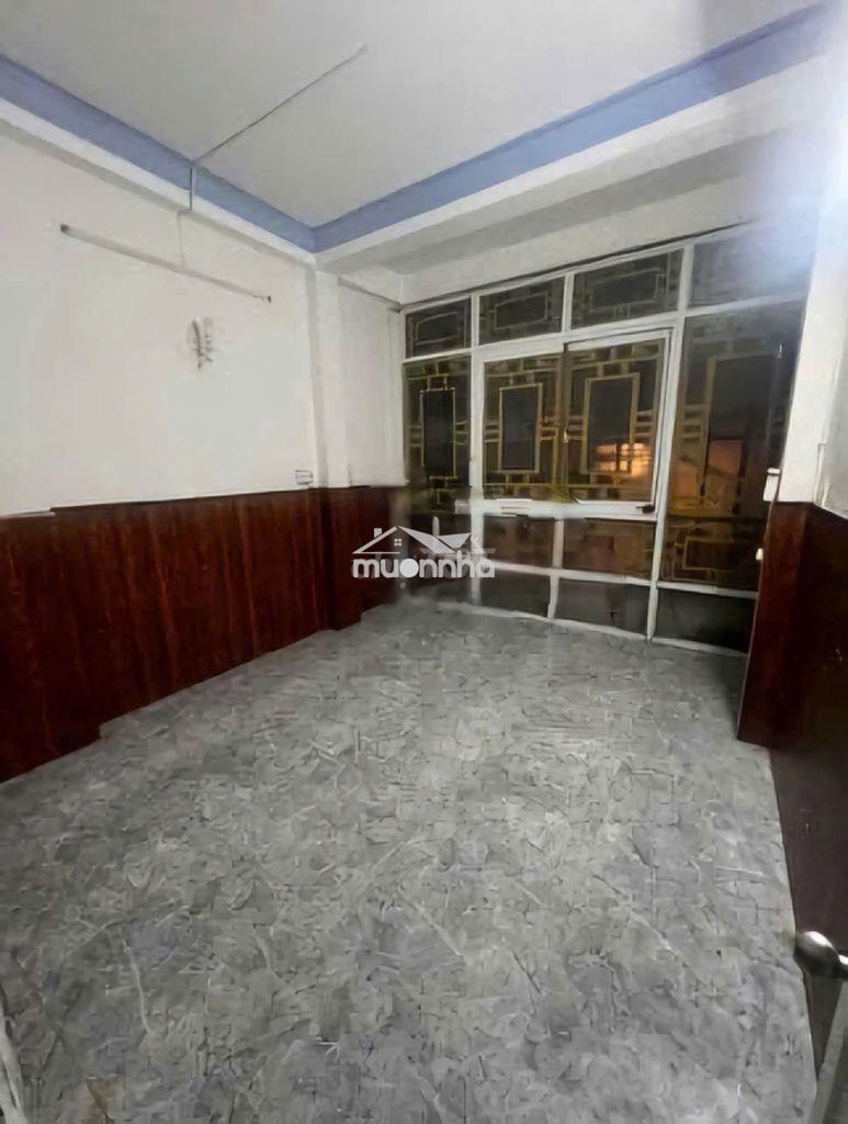 Nhà hẻm xe hơi lạc long quân 3 lầu 3pn 2wc 11tr - Ảnh 4