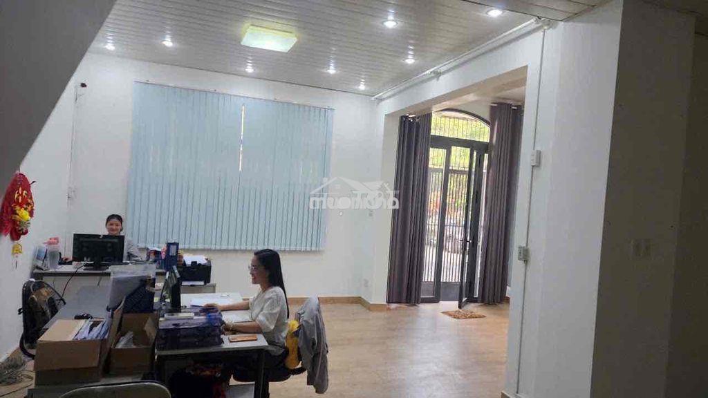 Cho thuê nhà góc 2 mt hồ văn huê phú nhuận 7x15m 3 lầu 60tr - Ảnh 2