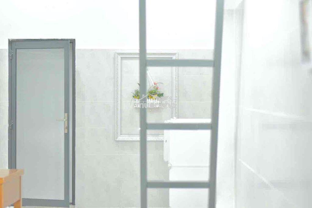 Nhà nguyên căn đường nhiêu tứ p7 quận pn cho thuê - Ảnh 3