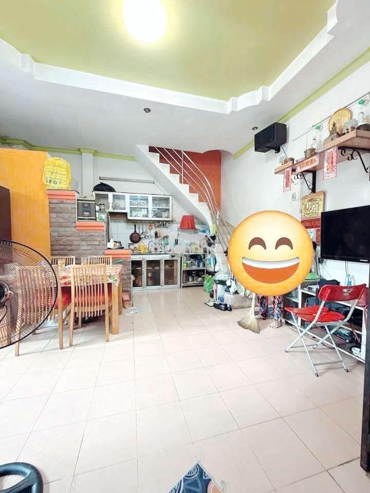 Nhà đẹp hẻm rộng cách 20m ra mặt tiềm phạm thế hiển p4,q8 - Ảnh 4