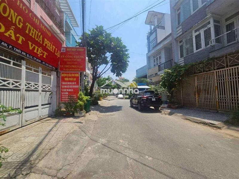 Nhà phố 5m x 17m. 3 tầng có thang máy kdc phú nhuận 1/ lê thị riêng