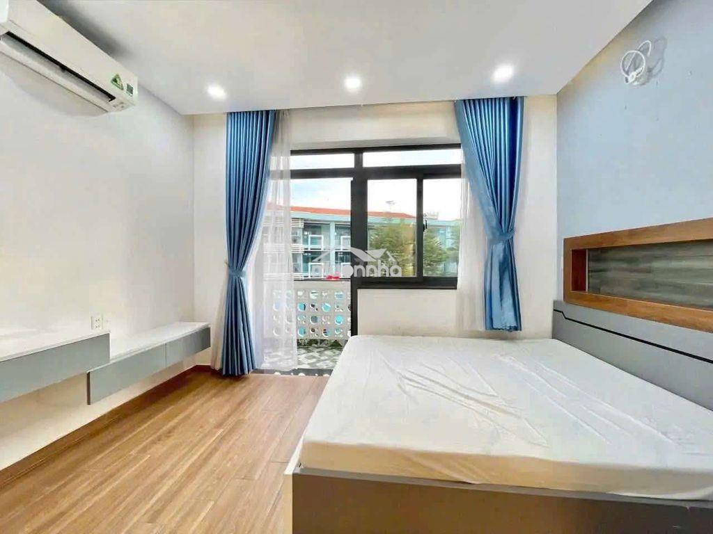 Cho thuê căn 1 phòng ngủ ban công tách bếp ngay công viên làng hoa - Ảnh 2