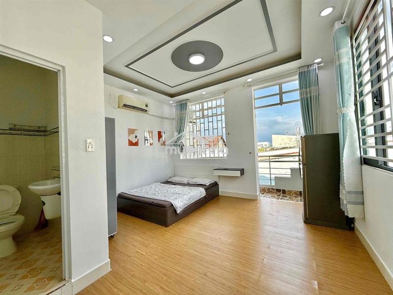 Cho thuê chdv đầy đủ nội thất ngay sát q7