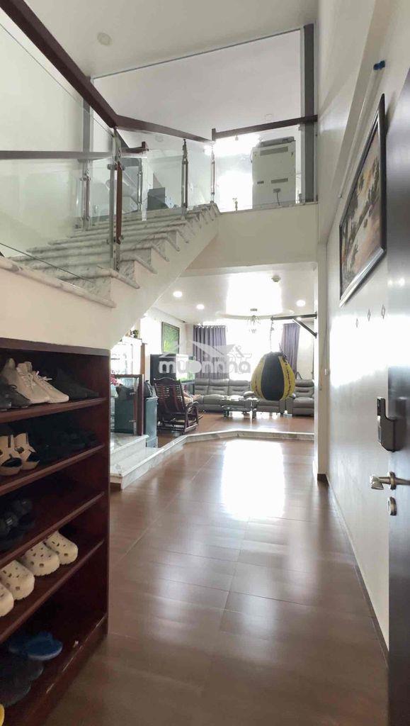 🏡 Cho thuê căn penthouse cc tản đà q5 - 220m2 - 4pn -