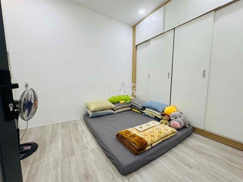 Cách vài căn ra mặt tiền-hẽm oto tới nhà-khu kinh doanh-không qh