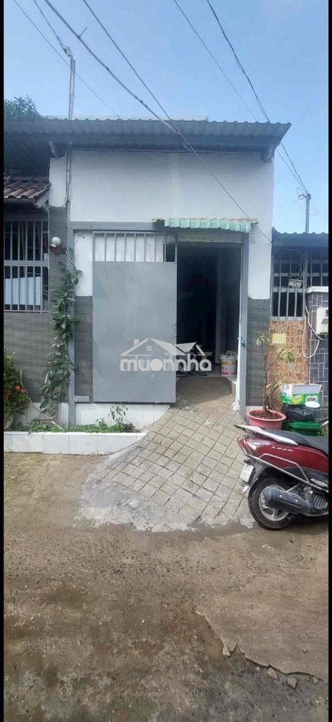 Cho thuê nhà nhỏ tl 15 q12 gần chung cư tl giá 3tr5