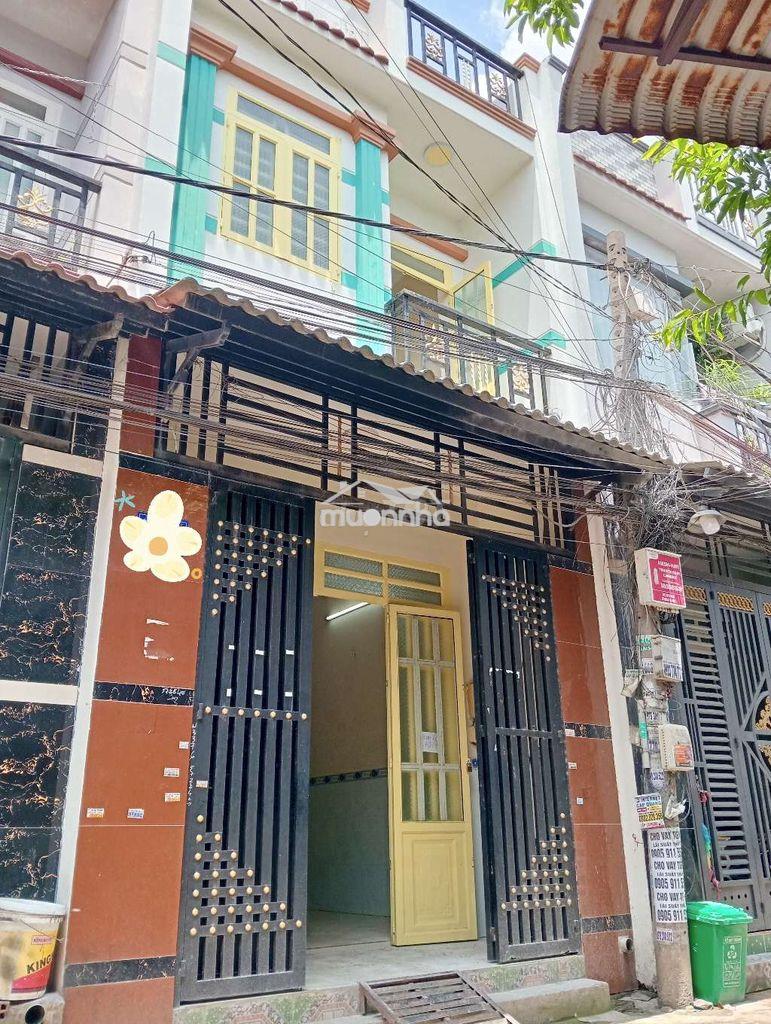 Bán gấp nhà , vị trí đẹp : 1/ đường 1c , nhà 1 lầu mới