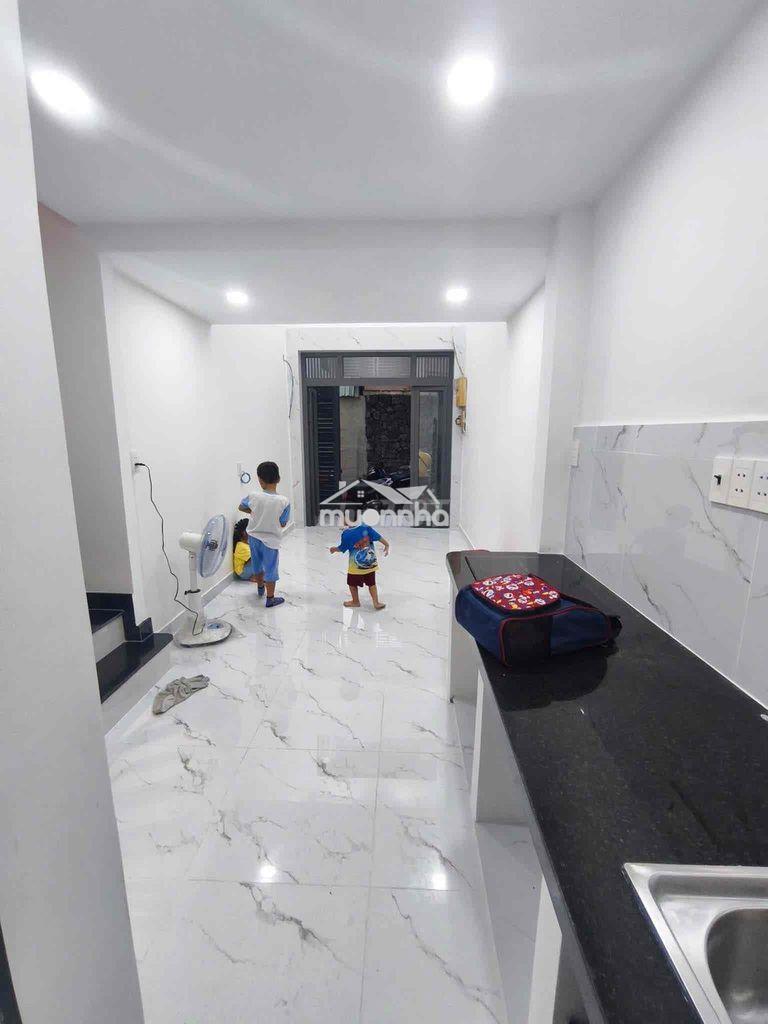 Nhà 2 phòng ngủ 3,5x10 huỳnh văn bánh. hẻm xe hơi - Ảnh 4