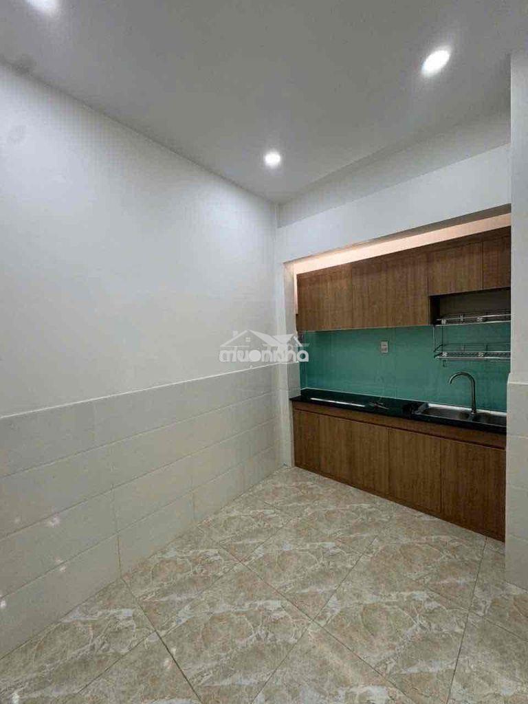 🟢 Nhà bán 3 tầng+ st-3 pn,3 wc-3 x 8,5-hẻm ba gác đường chánh hưng p9q - Ảnh 3