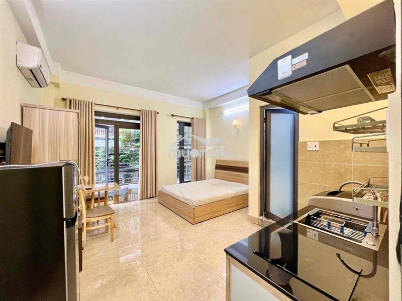 Cho thuê căn hộ ban công_máy giặt riêng_rộng 35m2_ ngay cầu vượt 3/2