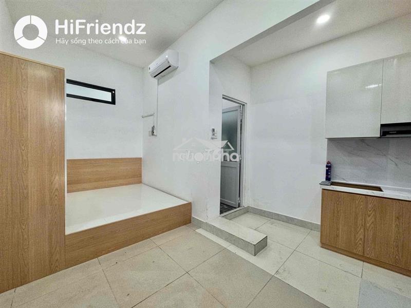 Phòng full nội thất gần bách khoa - huflit - hoa sen hẻm lớn ô tô q10
