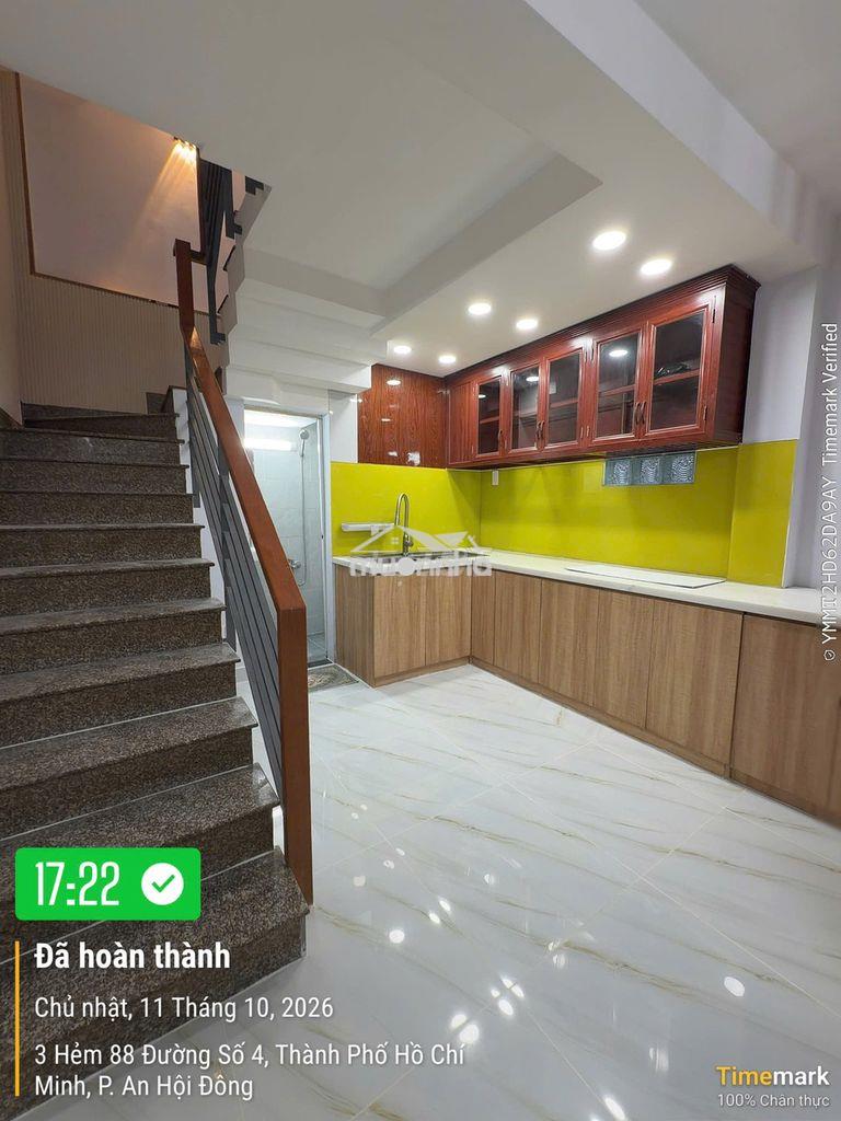 Nhà đẹp 3 lầu chính chủ cần bán gấp - Ảnh 3