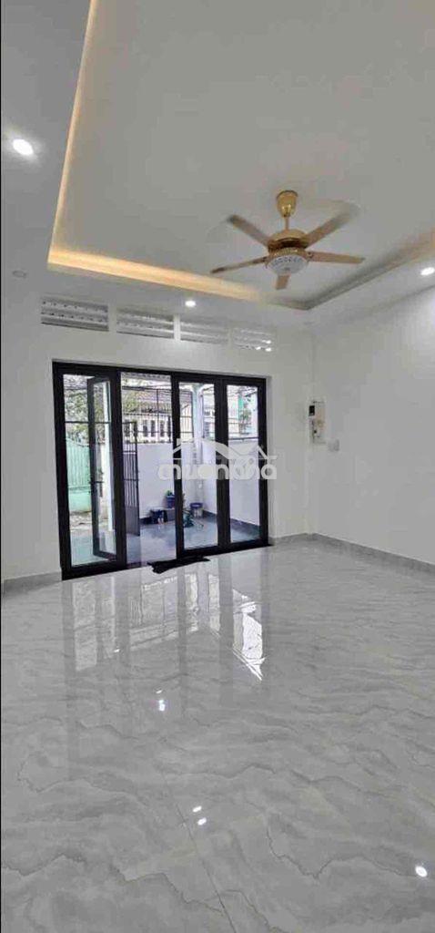 4,3tỷ 76m2 c4 lã xuân oai q9 - Ảnh 2