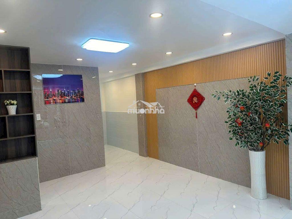 Cho thuê nhà đường quốc lộ 50 dt.4m×17m } 1 lầu. 3 phòng ngũ 2 toilet - Ảnh 2