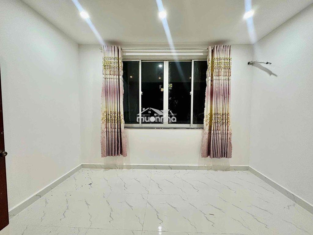 Cho thuê 2 ngủ cửa sổ trời siêu thoáng nhà có thang máy ở được liền - Ảnh 2