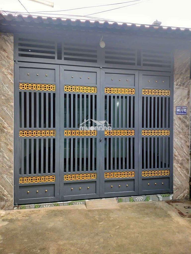 Nhà dt 4 x 20 . giá 2 tỷ 630 . đường nguyễn thị tú hẻm 205/1/32