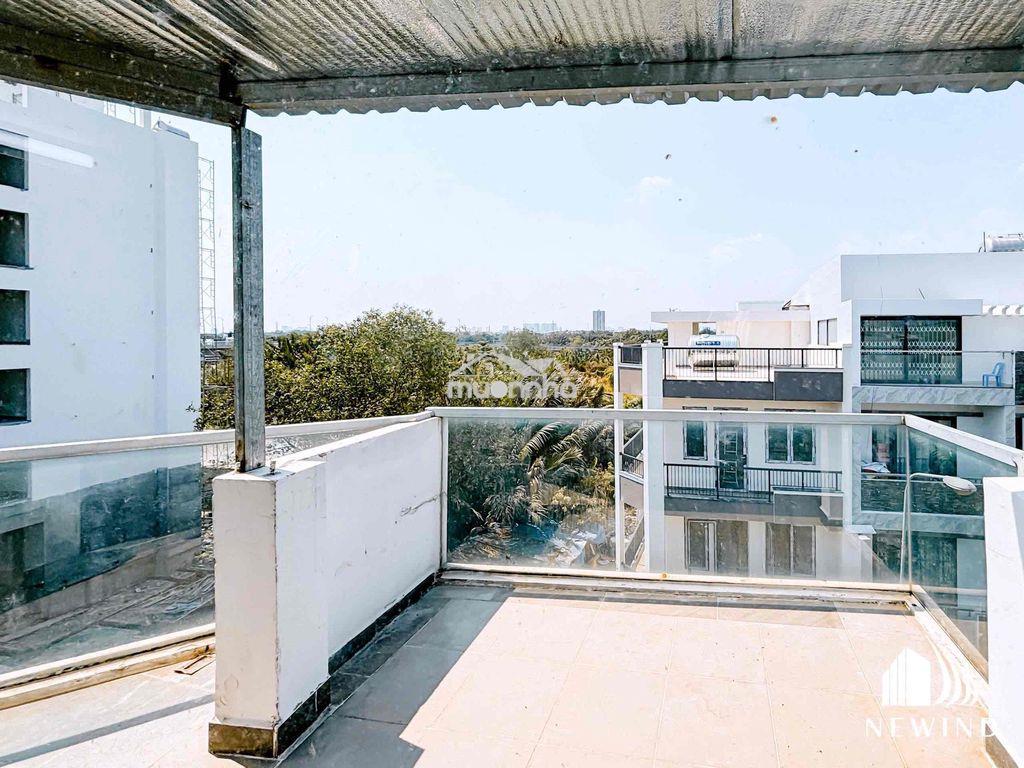 Cho thuê phòng ban công to, gần tdtu rmit. tiện sang phú mỹ hưng q7 - Ảnh 2
